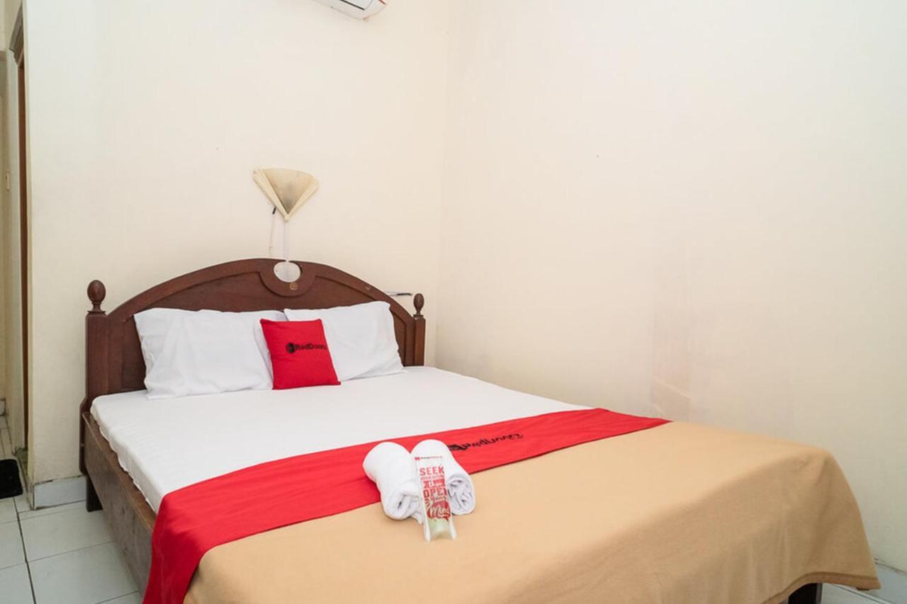 Hotel Reddoorz Near Kampus 3 Uty Yogyakarta Esterno foto