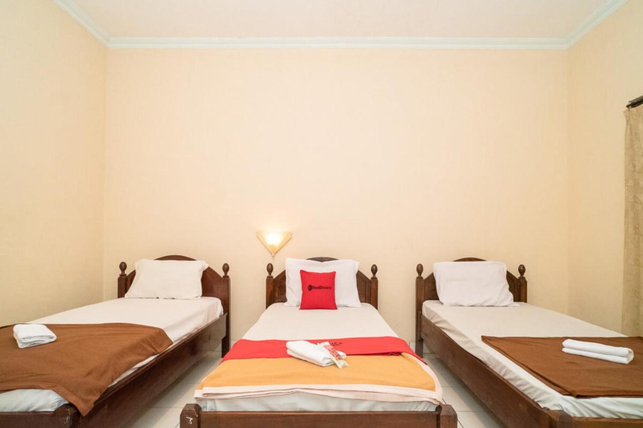 Hotel Reddoorz Near Kampus 3 Uty Yogyakarta Esterno foto