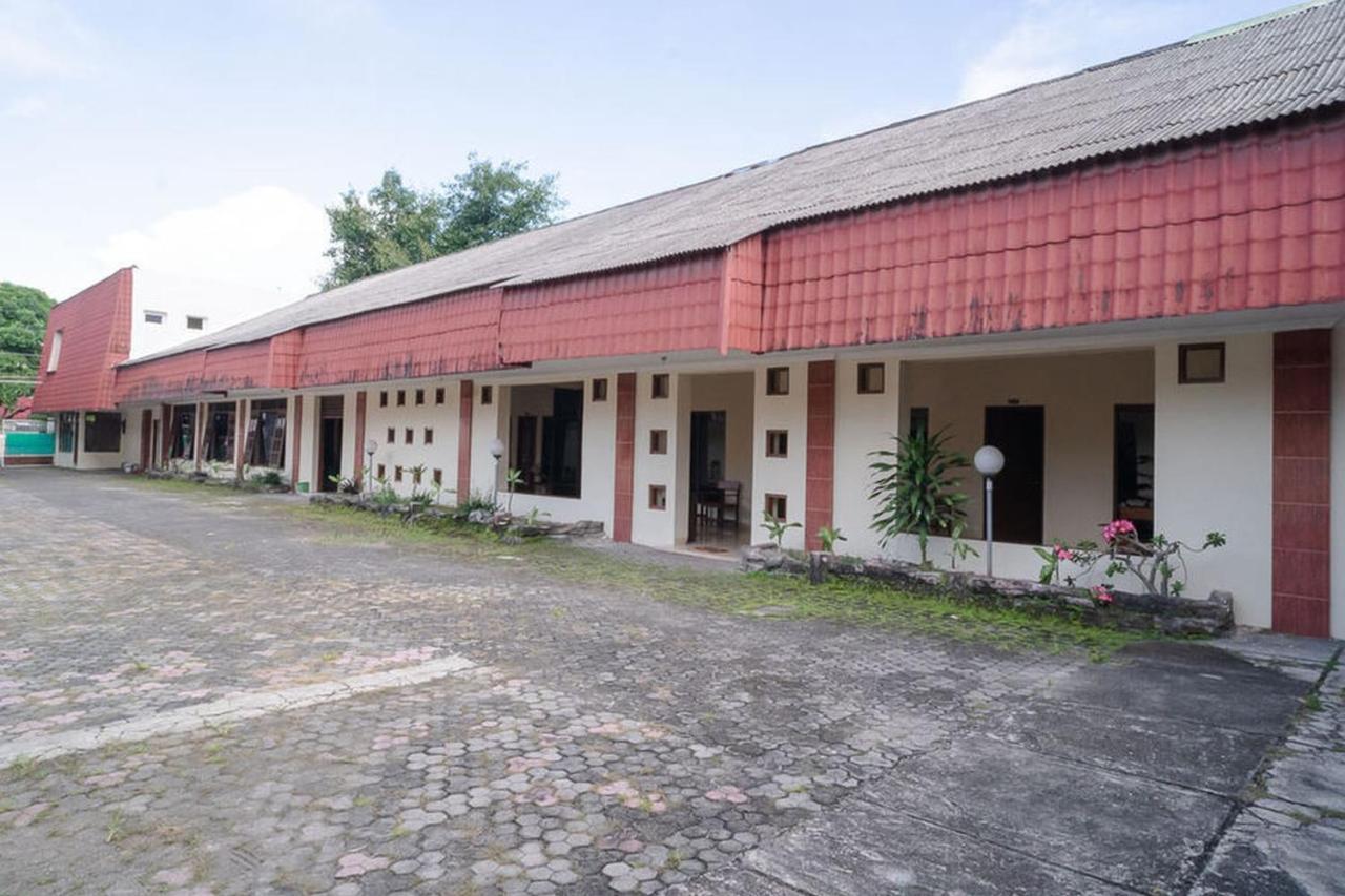 Hotel Reddoorz Near Kampus 3 Uty Yogyakarta Esterno foto