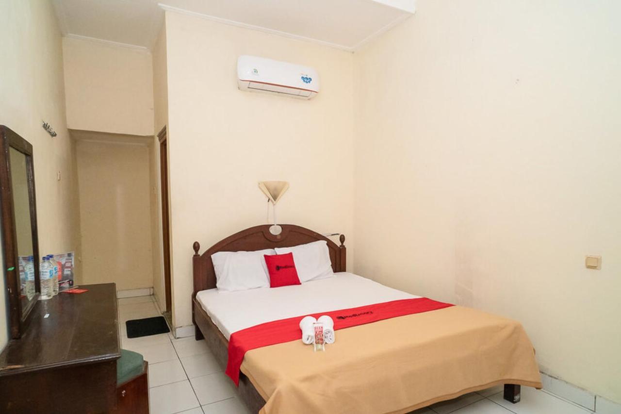 Hotel Reddoorz Near Kampus 3 Uty Yogyakarta Esterno foto