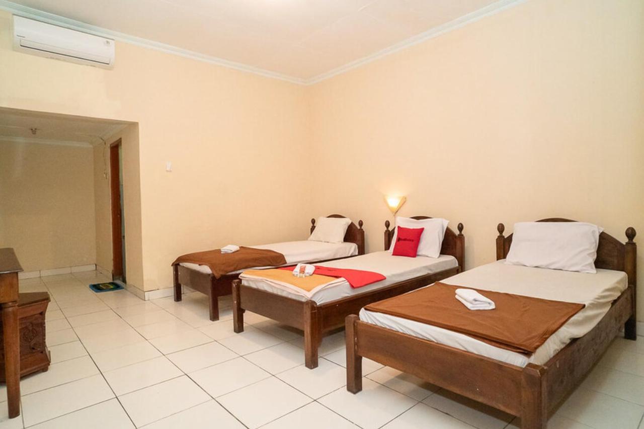 Hotel Reddoorz Near Kampus 3 Uty Yogyakarta Esterno foto