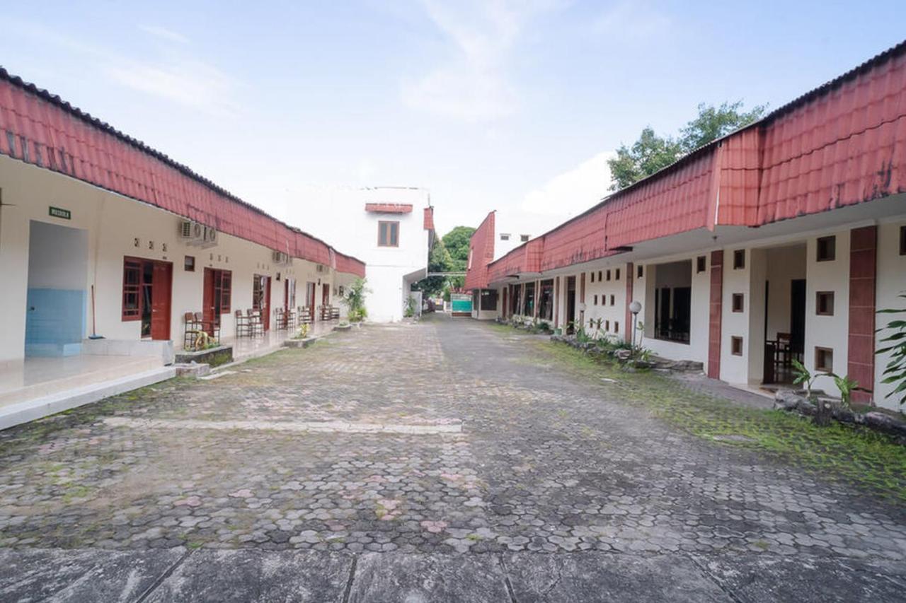 Hotel Reddoorz Near Kampus 3 Uty Yogyakarta Esterno foto