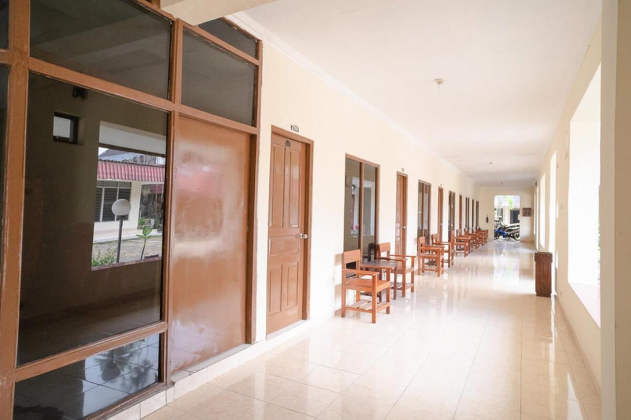 Hotel Reddoorz Near Kampus 3 Uty Yogyakarta Esterno foto